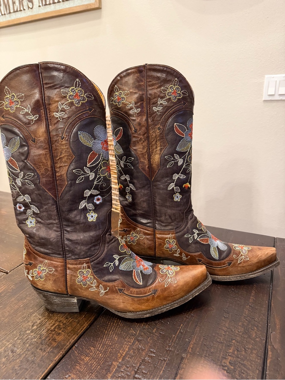 Old Gringo Bonnie Size 8.5 like new! Embroidered Western Boots